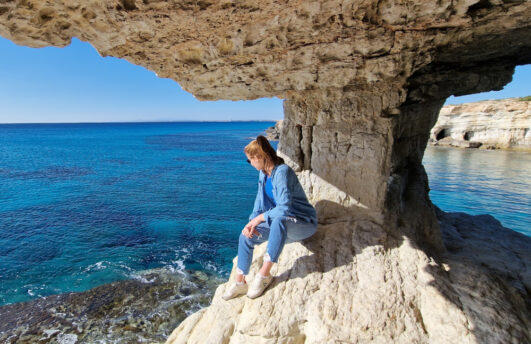 A boldog füge világa, Ciprus